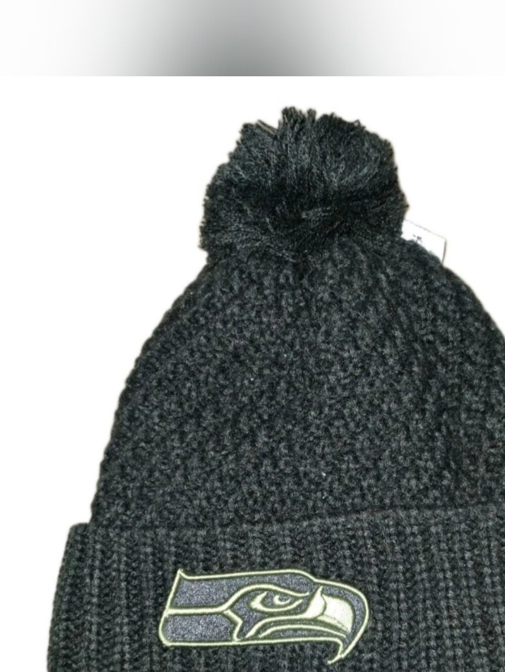New Era Women's Seahawks Beanie Black 100% acrylic fleece lining